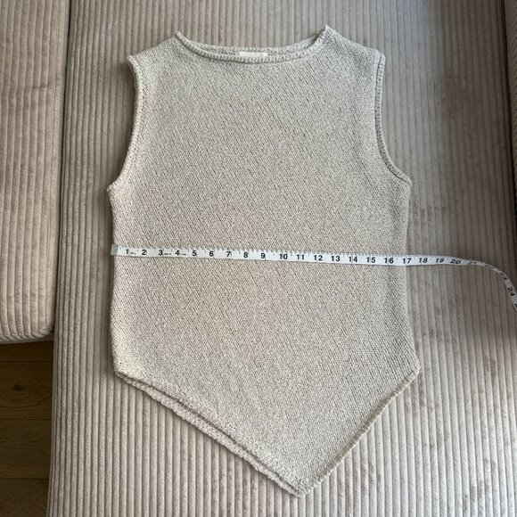 Dissh Asymmetrical Top - Picture 3 of 6